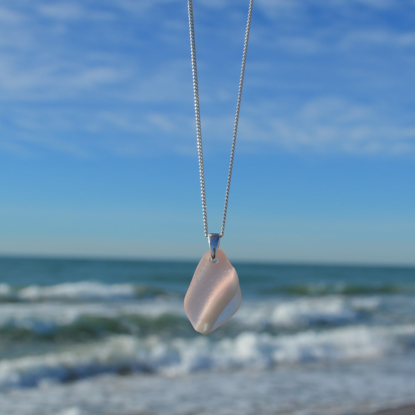 Collar de cristal marino multicolor rosa