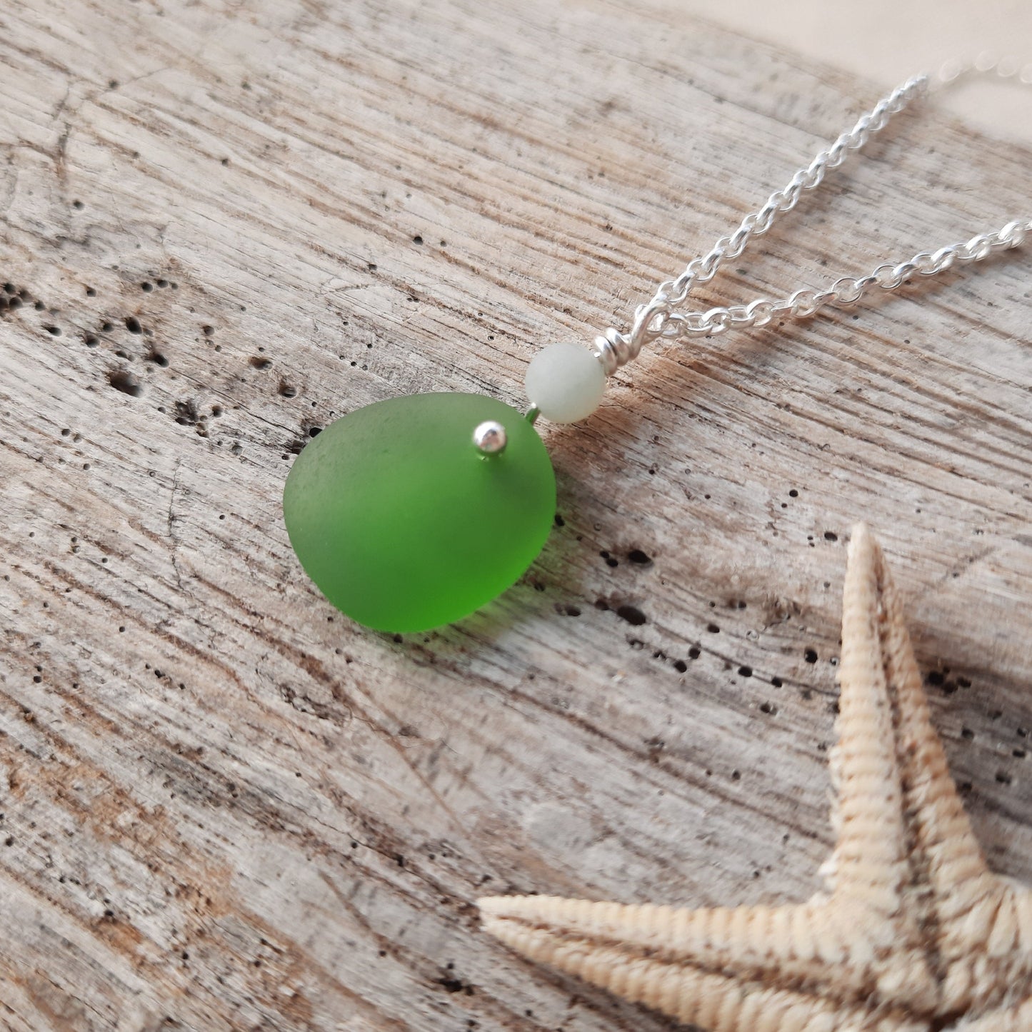 Kelly Green Sea Glass Pendant Necklace